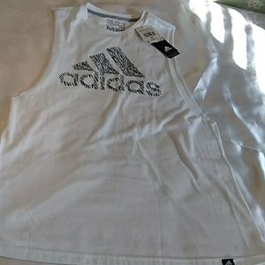 Women Adidas t-shirt